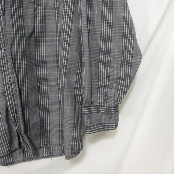 BACK COUNTRY | 2X | Plaid Grey Button-Up Shirt | Chest Pocket - Picture 8 of 14